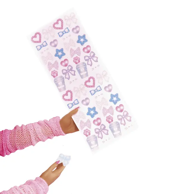 L.O.L. SURPRISE! OMG SWEET NAILS KITTY K CAF&Eacute; SET PAPUSA CU ACCESORII VIVMGA503859EUC