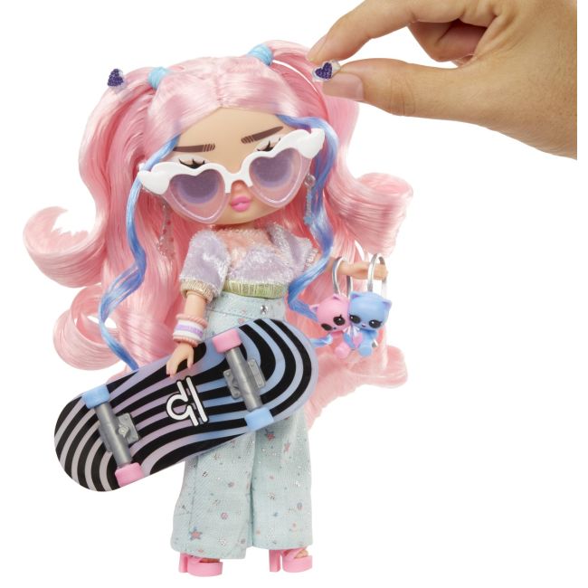 L.O.L. SURPRISE! TWEENS PAPUSA FASHIONISTA FLORA MOON CU SURPRIZE VIVMGA591665EUC