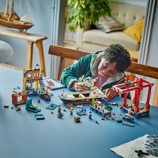 LEGO CITY PORT SI NAVA DE TRANSPORT MARFA 60422 VIVLEGO60422
