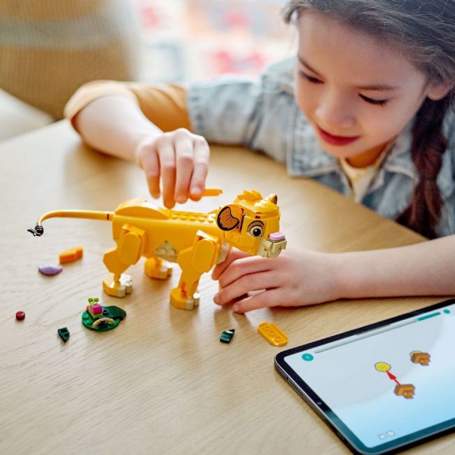 LEGO DISNEY PUIUL SIMBA, REGELE LEU 43243 VIVLEGO43243