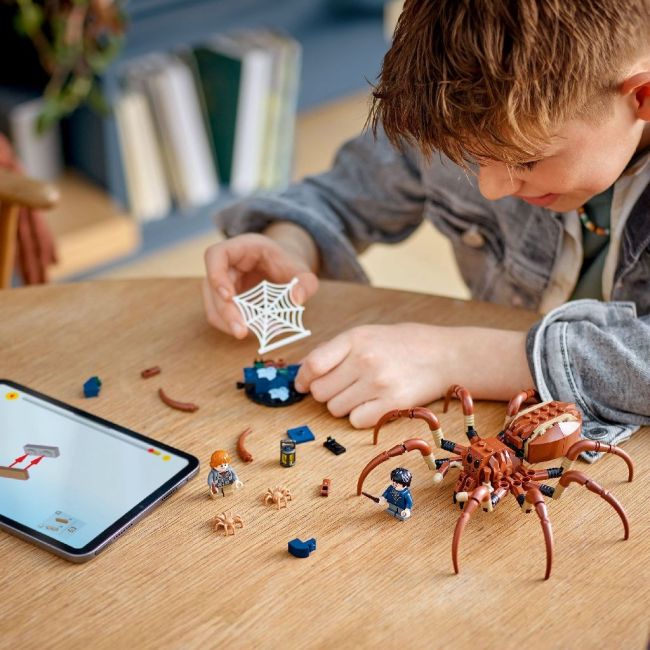 LEGO HARRY POTTER TM ARAGOG IN PADUREA INTERZISA 76434 VIVLEGO76434