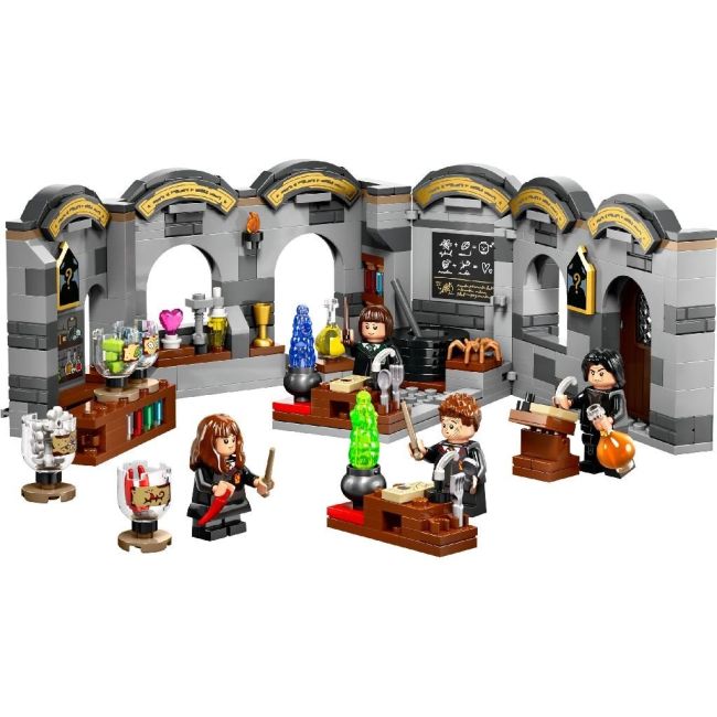 LEGO HARRY POTTER TM CASTELUL HOGWARTS: LECTIA DE POTIUNI 76431 VIVLEGO76431