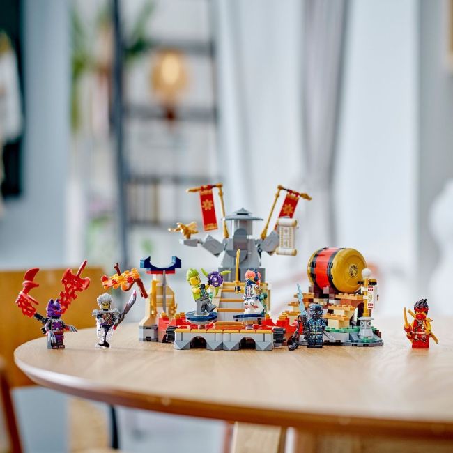 LEGO NINJAGO ARENA DE LUPTA DE LA TURNEU 71818 VIVLEGO71818