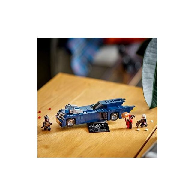 LEGO SUPER HEROES BATMAN CU AL SAU BATMOBILE 76274 VIVLEGO76274