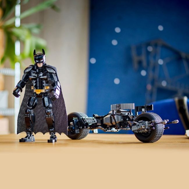 LEGO SUPER HEROES FIGURINA DE CONSTRUCTIE BATMAN SI MOTOCICLETA BAT-POD 76273 VIVLEGO76273