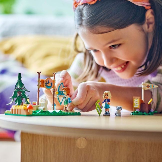 LEGO FRIENDS POLIGONUL DE TIR CU ARCUL DIN TABARA DE AVENTURI 42622 VIVLEGO42622