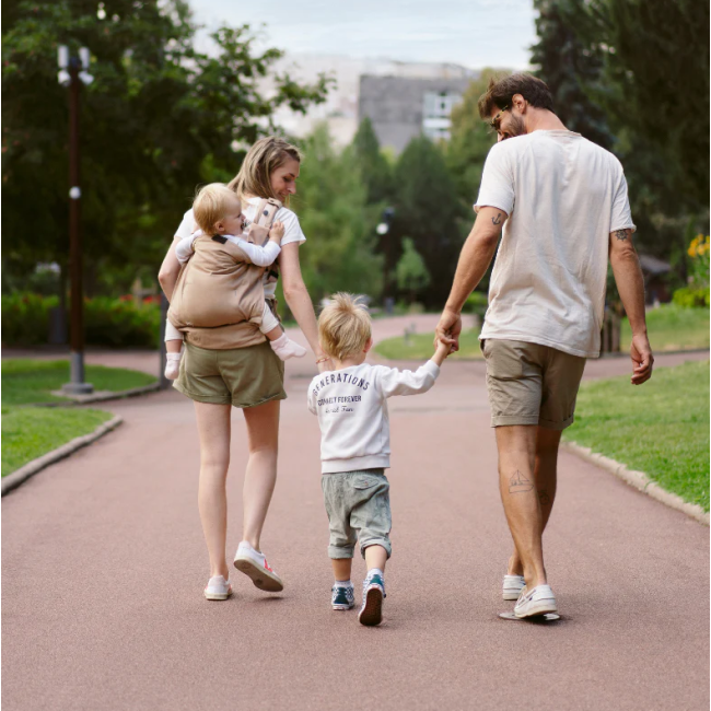 Babymoov - moov & boost sistem de purtare transformabil in booster, creat in colaborare cu medici kinetoterapeuti, bej bbba057005