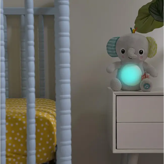 Bright starts - jucarie interactiva hug a bye baby elephant bbb12498