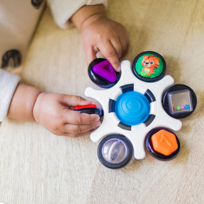 Baby einstein  - jucarie senzoriala curiosity clutch twist & pop rattle teether bbb12491