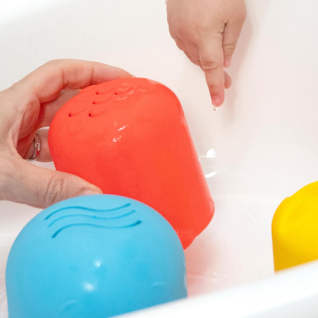 Baby einstein - set de pahare senzoriale pentru stivuire si scurgere, "ocean explorers opuss" bbb13145