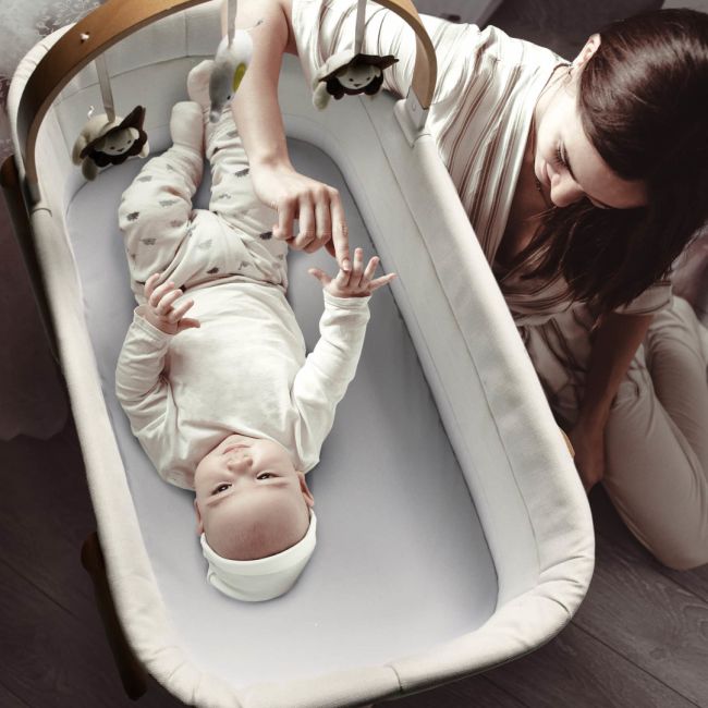 Babygo - patut cu cadru din lemn si bara de jucarii sleepgood mesh bbbbgo-4352