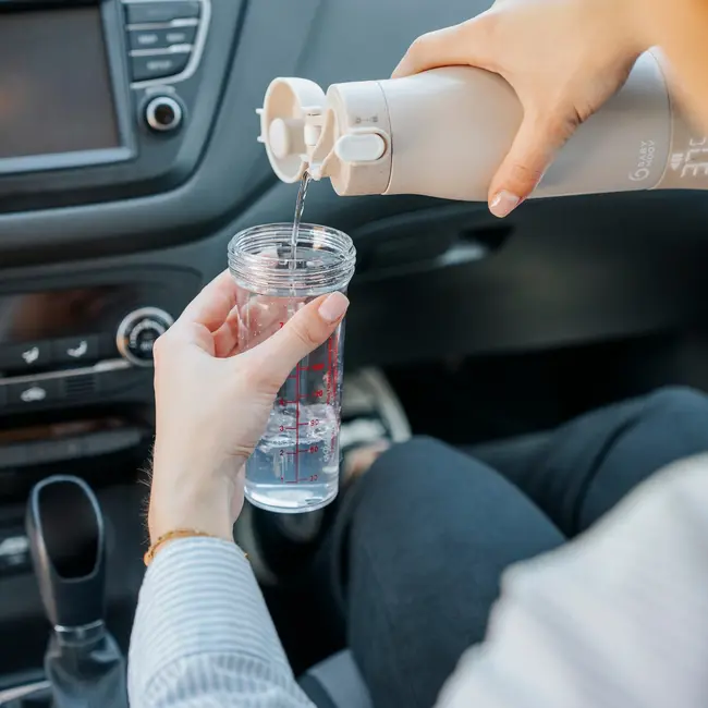 Babymoov - Moov & Feed incalzitor de biberoane portabil si reincarcabil, mineral beige bbba002103