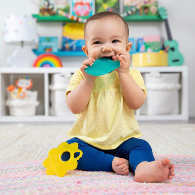 Bright starts - set cadou 8 buc dintitori usor de prins “teeth relief” bbb13082