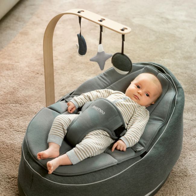 Doomoo - bara din lemn cu jucarii pentru sezlongul seat'n swing bbbarch05