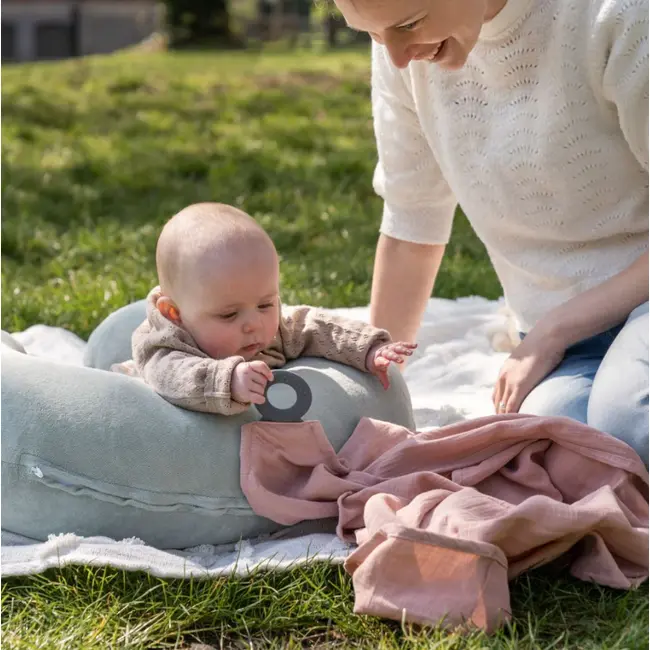 Doomoo - esarfa pentru alaptat multifunctionala din bumbac organic mom&rsquo;n play pink bbb37001022