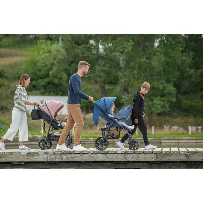Carucior sport, Lionelo, Annet Plus, De la nastere, Cu accesorii si capotina XXL reglabila, 0 - 22 Kg, Conform cu standardele europene de securitate EN1888-1 si EN1888-2, Bej BYNLO-ANNET_PLUS_BEIGE_SAND