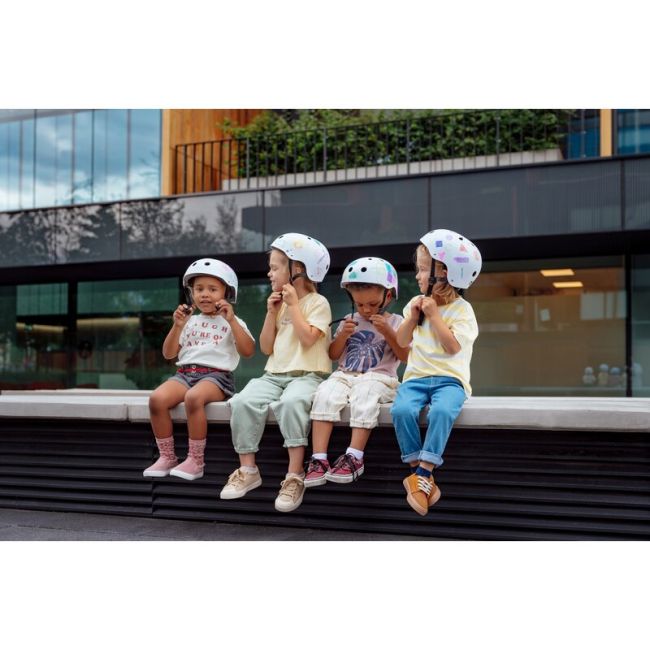 Casca pentru copii, Lionelo, Reglabila 50-56 cm, Din ABS si EPS, Conform cu standardul EN1078, Albastru BYNLO-HELMET_BLUE_SKY