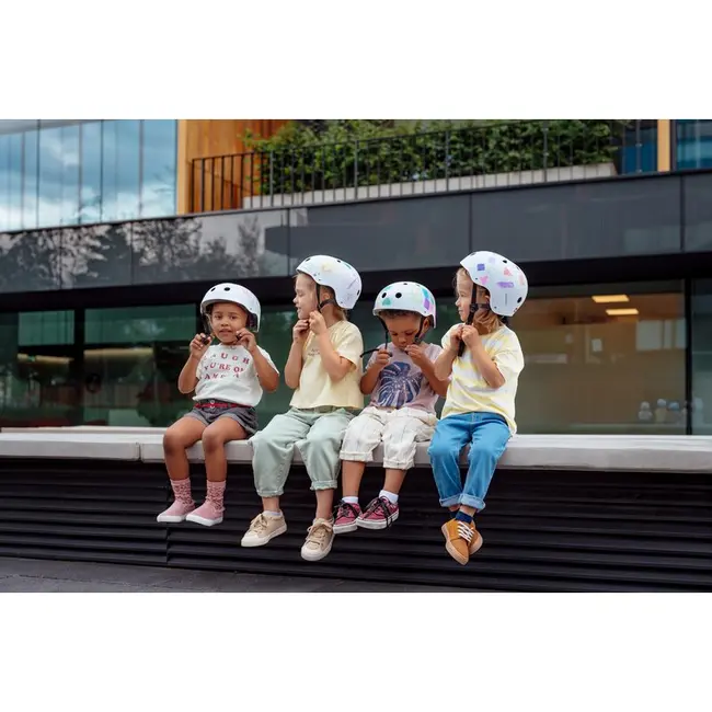 Casca pentru copii, Lionelo, Reglabila 50-56 cm, Din ABS si EPS, Conform cu standardul EN1078, Roz BYNLO-HELMET_PINK_ROSE