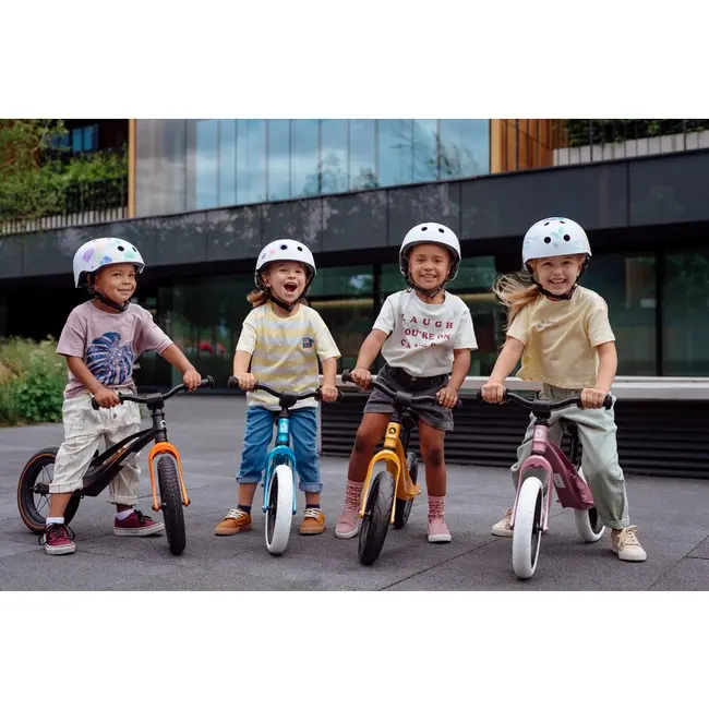 Casca pentru copii, Lionelo, Reglabila 50-56 cm, Din ABS si EPS, Conform cu standardul EN1078, Roz BYNLO-HELMET_PINK_ROSE