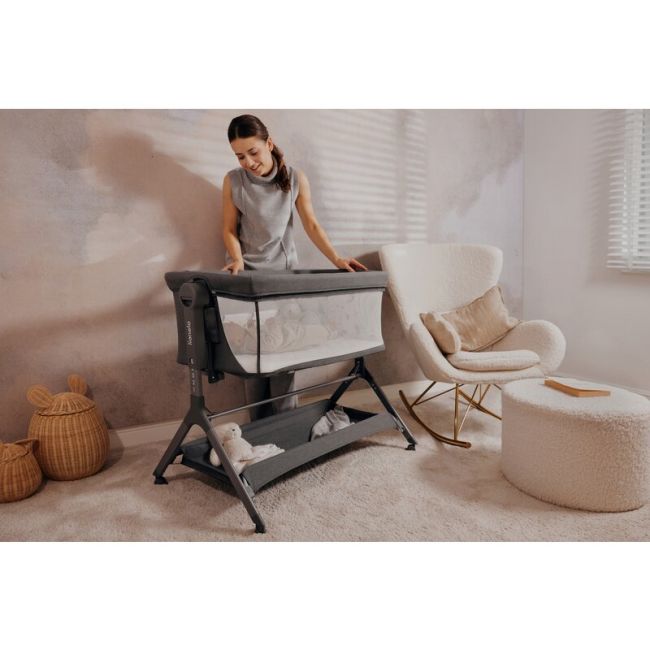 Patut co-sleeper, Lionelo, Leonie Plus, Pliabil, Cu sistem de leganare, Cu setare unghiulara, Reglabil in 6 pozitii pe inaltime, Conform cu standardele europeane de securitate EN1130 si EN16890, Bej BYNLO-LEONIE_PLUS_BEIGE_SAND