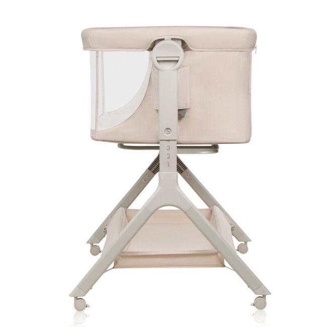 Patut co-sleeper, Lionelo, Leonie Plus, Pliabil, Cu sistem de leganare, Cu setare unghiulara, Reglabil in 6 pozitii pe inaltime, Conform cu standardele europeane de securitate EN1130 si EN16890, Bej BYNLO-LEONIE_PLUS_BEIGE_SAND