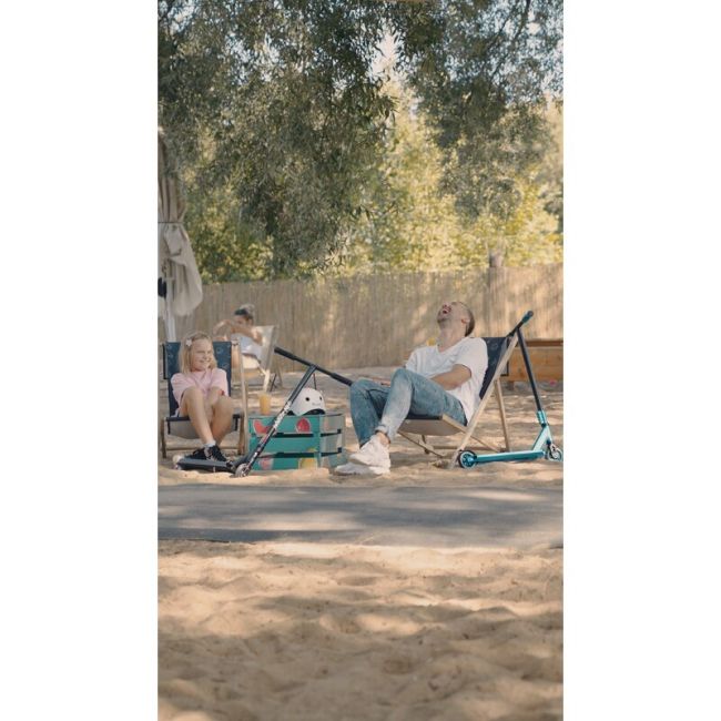 Trotineta, Lionelo, Whizz, Pentru Acrobatii, Rulmenti ABEC-9, Sistemul de compresie IHC 9, 20 - 100 kg, Conform cu standardul european de securitate EN14619, Galben/Negru BYNLO-WHIZZ_BLACK_CARBON_YELLOW