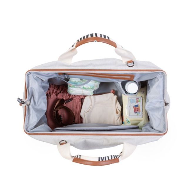 Geanta de infasat Childhome Mommy Bag Signature Alb ERFCH-CWMBBSCOW