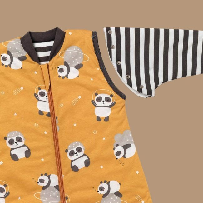 Sac de dormit cu picioruse si maneca lunga detasabila Panda 90 cm + manseta 2.5 Tog BBXCJ782-25FSN