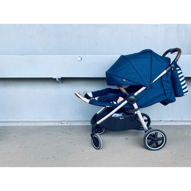 Carucior sport, Petite&Mars, Royal, Include husa pentru scaun, husa pentru picioare, geanta pentru scutece si capotina extensibila, Cu fereastra, Impermeabila, Cu SPF 50, Aluminiu, 0-22 kg, 111 x 57 x 86 cm, Ocean Blue BYN466500+566830