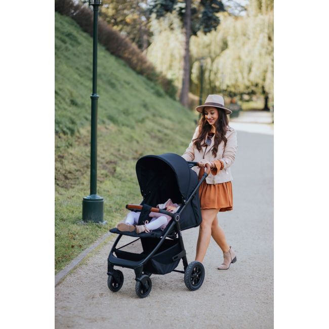 Carucior sport cu roti gonflabile (max. 22 Kg) 4Baby STINGER AIR Negru PMIC4BABY-957114