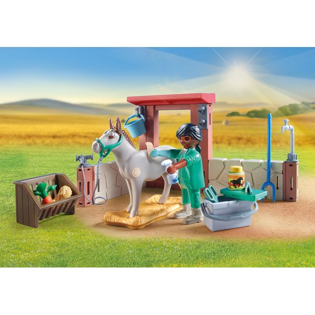 Playmobil-VETERINAR IN CURTEA FERMEI ARTPM71471
