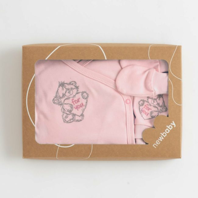 Set 5 piese, New Baby, Include Salopeta fara maneci, jacheta, body cu maneca lunga, caciulita, manusi, Marime 50, Din bumbac 100%, Classic Pink BYN49988