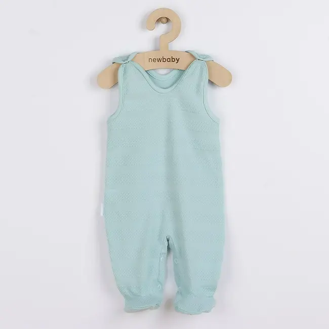 Set 7 piese, New Baby, Include body cu maneca lunga, bluza, pantalonasi cu botosei, salopeta fara maneci, caciulita, manusi, botosei, Marime 56, Din bumbac 100%, I am Blue BYN49100