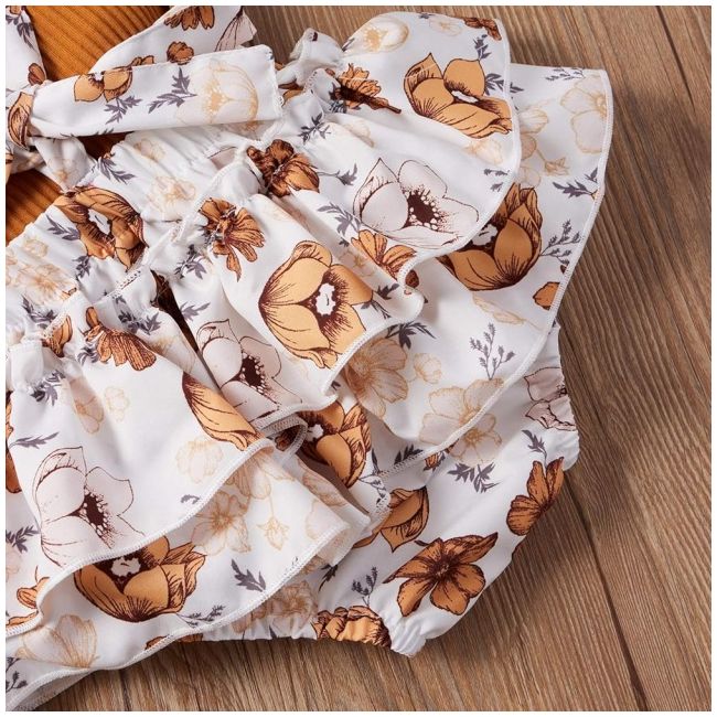 Costumas cu tricou maro - floricele mbxgsuc531-de