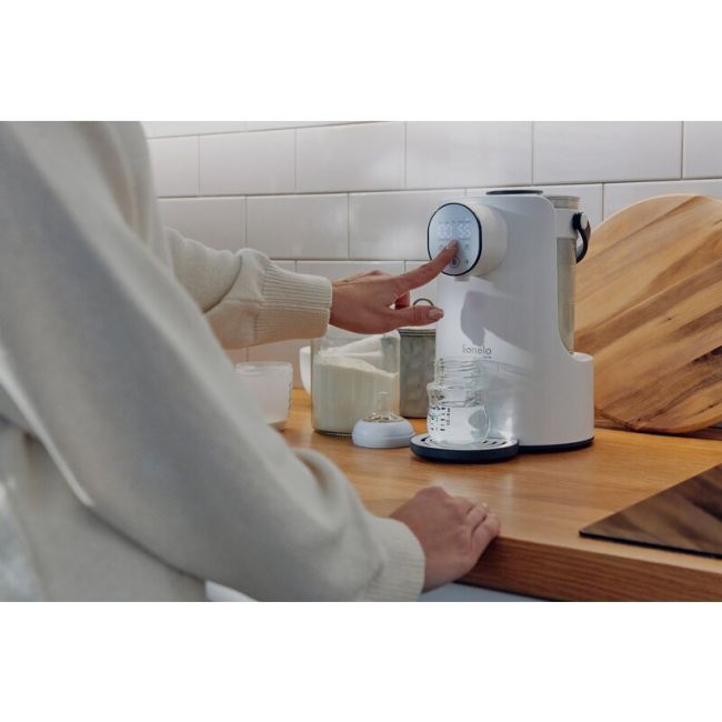 Espressor pentru lapte praf, Lionelo, Baby Presto, Functie declorizare si dozare a apei, Cu afisaj digital LED, Cu rezervor de 2 L, Alb BYNLOC-BABYPRESTO