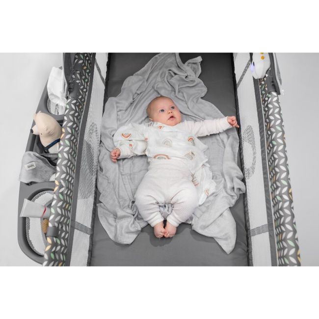 Muselina, Lionelo, Multifunctionala, Din bambus, Ideala pentru infasat, Cu proprietati antibacteriene, antifungice si antialergice, Lavabila la masina de spalat, 120x120 cm, Verde BYNLO-BAMBOO_SWADDLE_GREEN_MINT