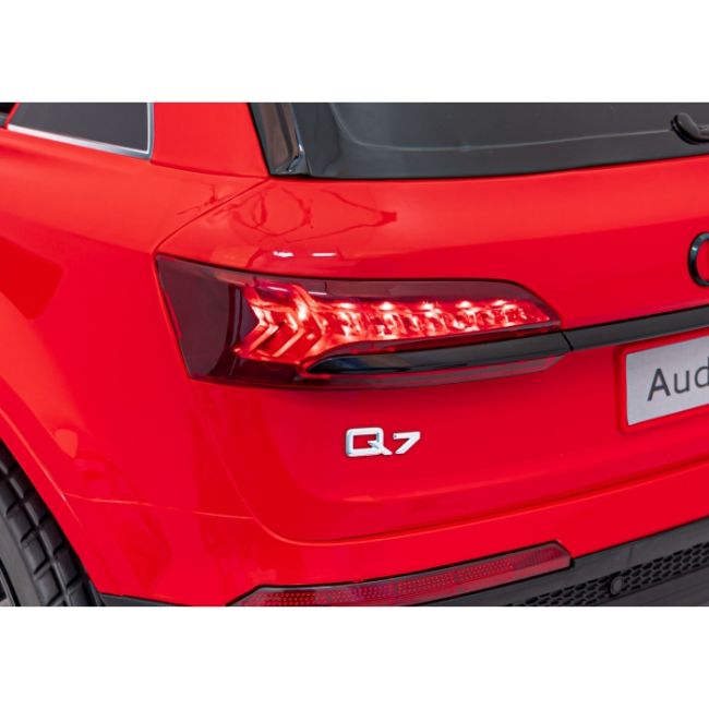Masinuta electrica cu telecomanda audi q7 new lift, roti eva, scaun tapitat, 117x67x54 cm, putere 70w - rosu edeedipa.hl678.cr
