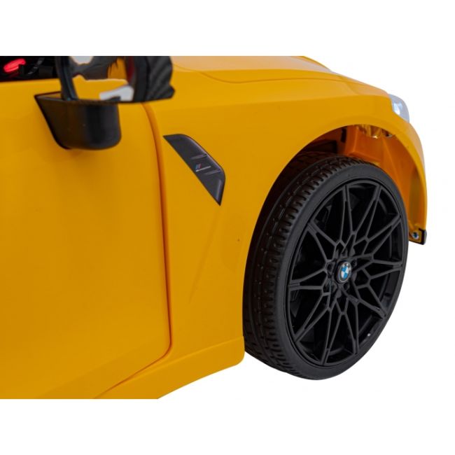 Masinuta electrica cu telecomanda bmw m4, roti eva, scaun tapitat, 112x71x46 cm, putere 70w - galben edeedipa.sx2418.zol