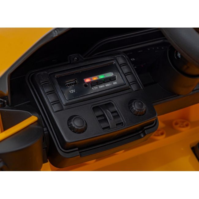 Masinuta electrica cu telecomanda bmw m4, roti eva, scaun tapitat, 112x71x46 cm, putere 70w - galben edeedipa.sx2418.zol