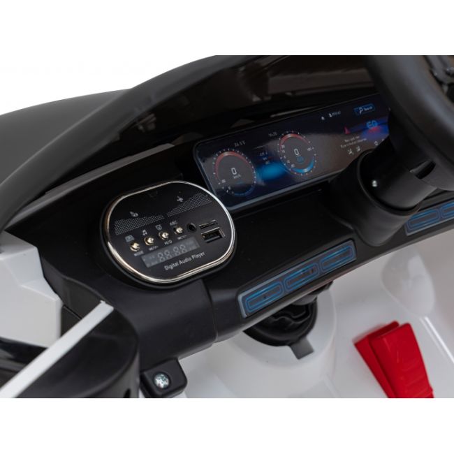 Masinuta electrica cu telecomanda mercedes benz amg eqa, roti eva, scaun tapitat, 101x69x53 cm, putere 70w - alb edeedipa.qy2288.bia