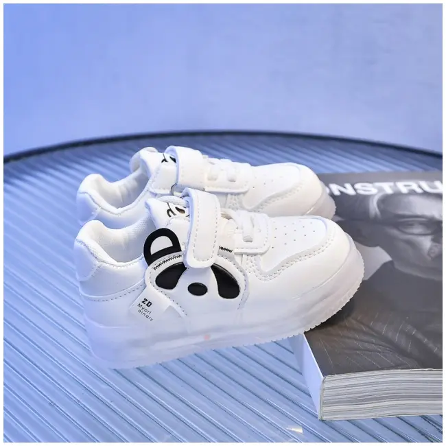 Adidasi albi cu luminite - panda mba-223-2-c