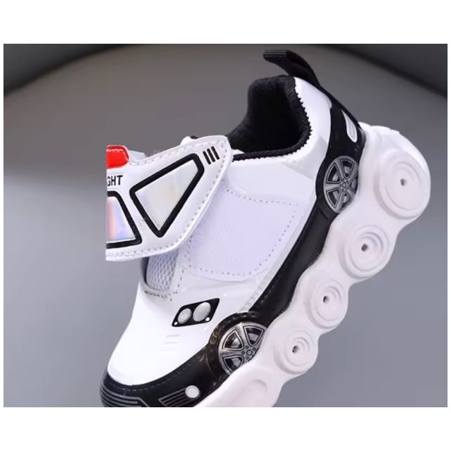 Adidasi albi cu negru cu luminite - car mbc-29-3-c