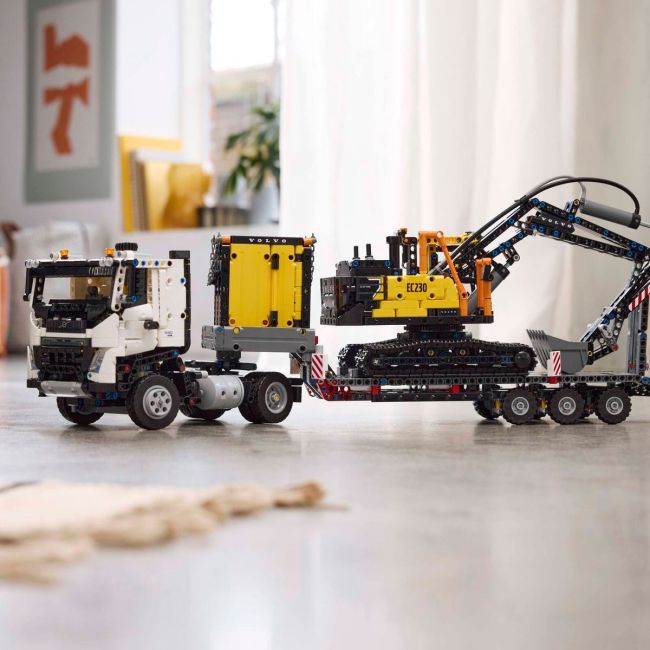 LEGO TECHNIC CAMIONUL FMX ȘI EXCAVATORUL ELECTRIC EC230 DE LA VOLVO 42175 VIVLEGO42175