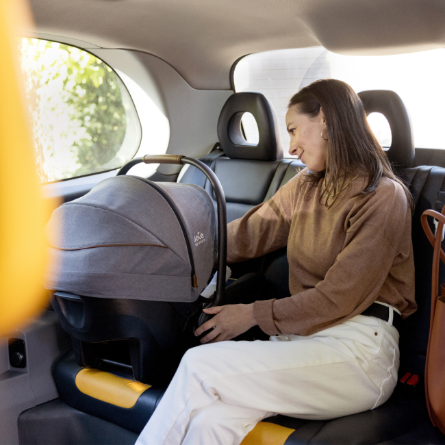 Joie - scoica auto cu isofix integrat sprint signature carbon, nastere - 75 cm, testata inclusiv la impact lateral, conform ece r129 bbbc2304aacbn000