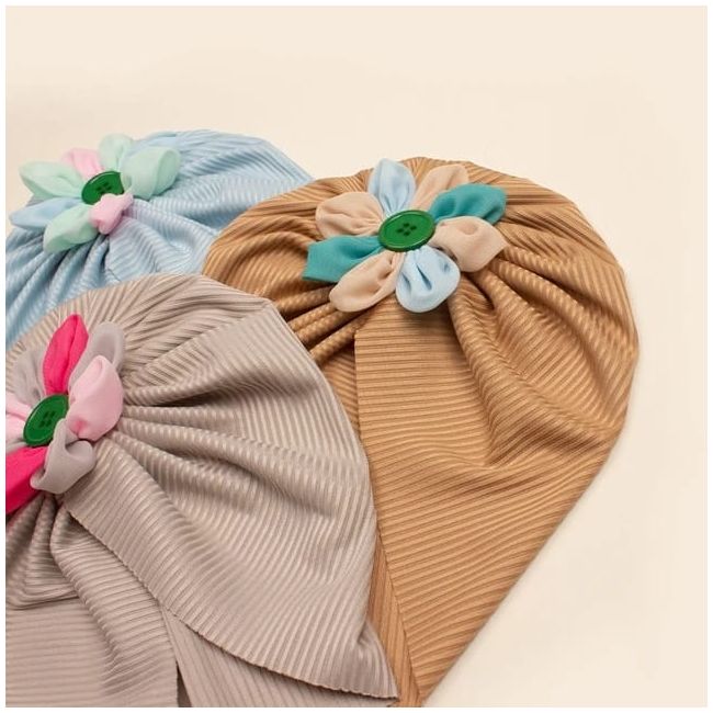 Caciulita tip turban cu floricica multicolora md23107-ct7