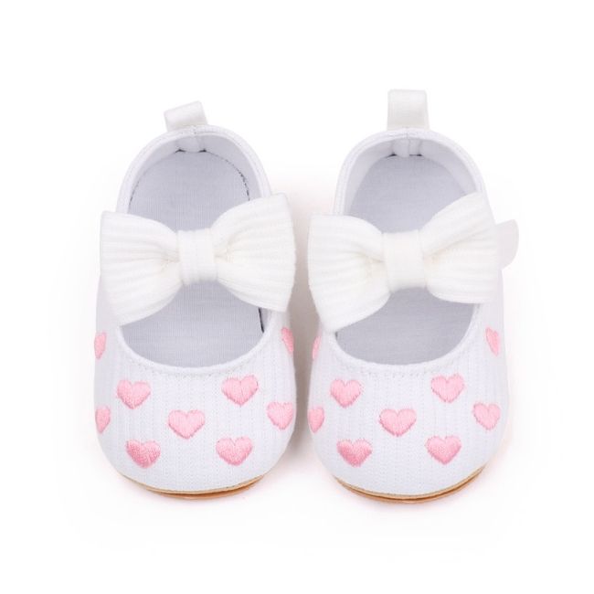 Pantofiori albi cu inimioare roz mbbls3076-4-p01