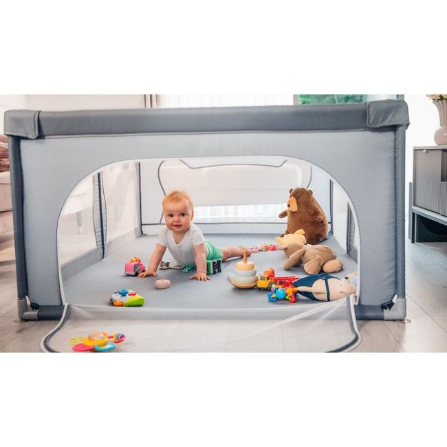 Tarc de joaca copii, Lionelo, Willow, 127 x 187 cm, Pliere compacta, Include geanta de transport, Din plasa, Cu doua intrari laterale si fermoar, Cu ventuze pentru stabilitate, Conform cu EN 12227:2010, Bej BYNLO-WILLOW_BEIGE_SAND