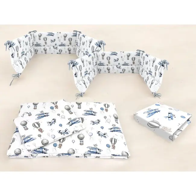 Lenjerie patut cu 5 piese, MimiNu, Cu cearceaf 120x60 cm, Pilota, Pernuta, 2 aparatori, Din bumbac certificat Oeko Tex Standard 100, Blue Plane BYN6426972026161