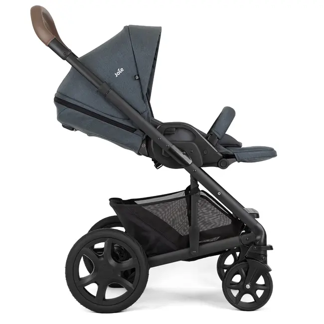 Joie - carucior pentru copii multifunctional 3 in 1 chrome dlx moonlight (carucior chrome dlx + landou moonlight + scoica i-snug moonlight) bbbt1201gamnl000