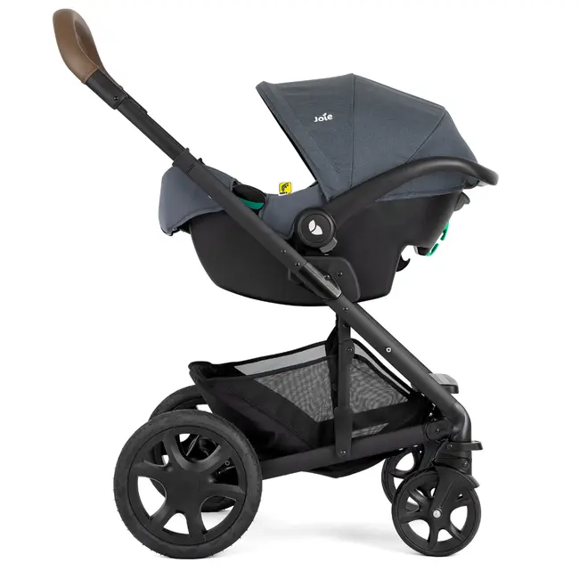 Joie - carucior pentru copii multifunctional 3 in 1 chrome dlx moonlight (carucior chrome dlx + landou moonlight + scoica i-snug moonlight) bbbt1201gamnl000